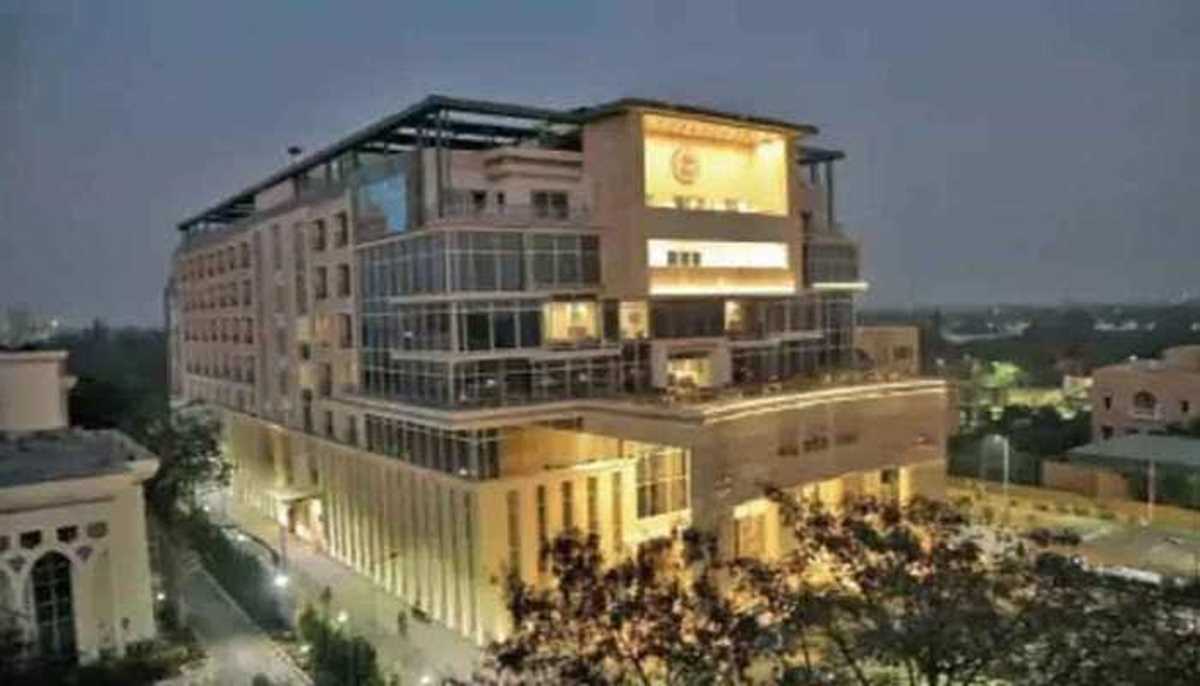 मुख्यमंत्री ने किया नए एमपी भवन का उद्घाटन, यहां रुक सकेंगे ये लोग मुख्यमंत्री ने किया नए एमपी भवन का उद्घाटन, यहां रुक सकेंगे ये लोग